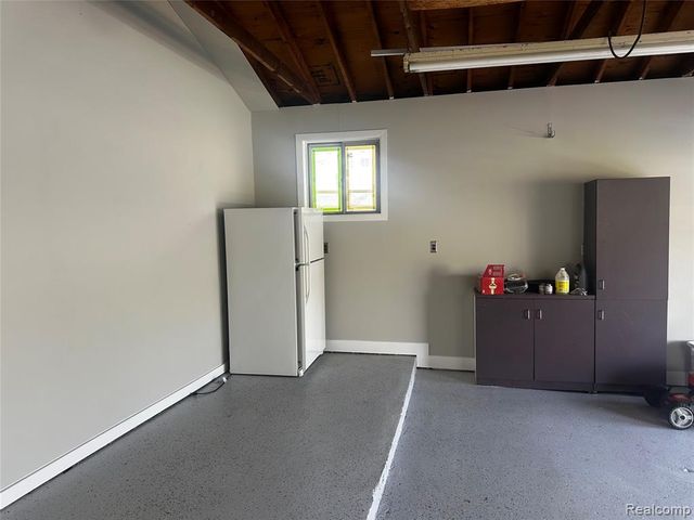 2515 Melvin Avenue, Rochester Hills, MI 48307