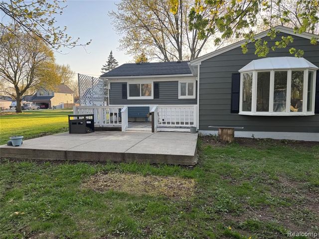 2515 Melvin Avenue, Rochester Hills, MI 48307