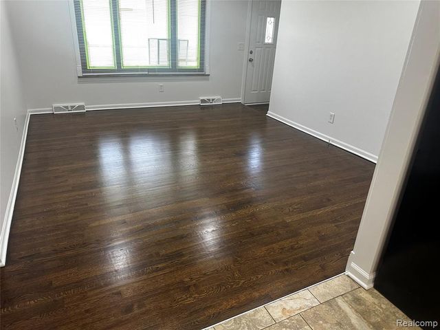 2515 Melvin Avenue, Rochester Hills, MI 48307