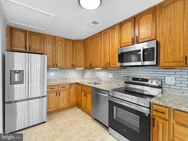 18724 PAPRIKA CT, Germantown, MD 20874