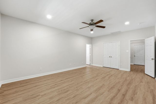 9021 Water Crest Ct Court, Montgomery, TX 77316