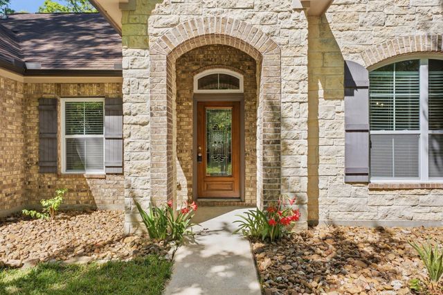 9021 Water Crest Ct Court, Montgomery, TX 77316
