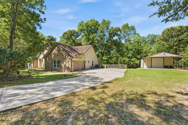 9021 Water Crest Ct Court, Montgomery, TX 77316
