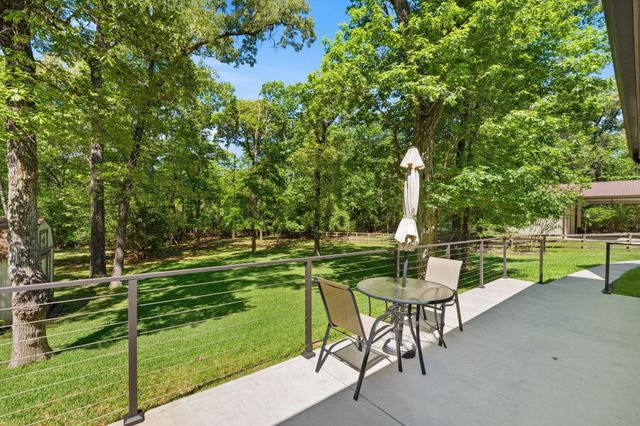 9021 Water Crest Ct Court, Montgomery, TX 77316