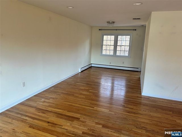 718 Spring Avenue, Ridgewood, NJ 07450