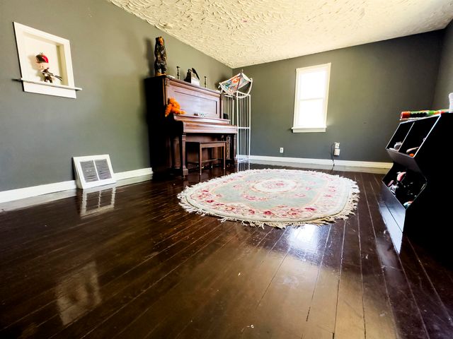 2211 W W Rowan Ave Ave, Spokane, WA 99205