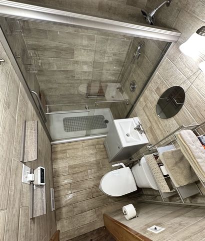 2211 W W Rowan Ave Ave, Spokane, WA 99205