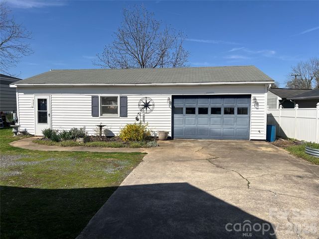 613 Salisbury Street, China Grove, NC 28023