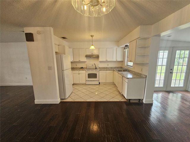 26 LAKE COURT LOOP, Ocala, FL 34472
