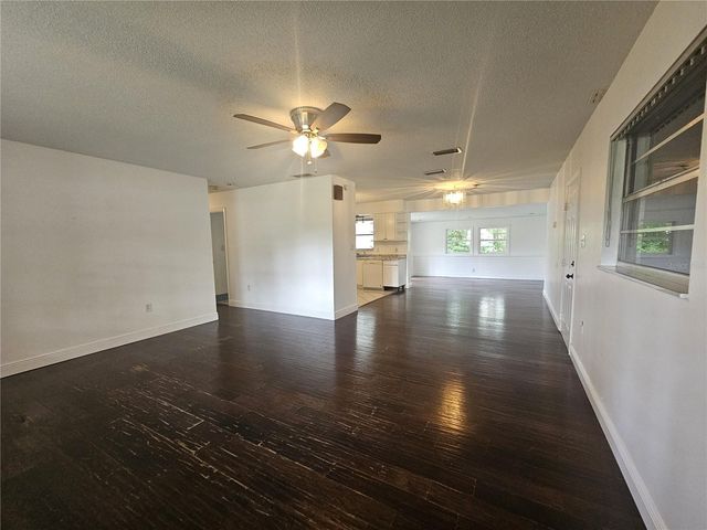 26 LAKE COURT LOOP, Ocala, FL 34472