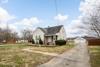 5208 Valley Station Rd, Louisville, KY 40272