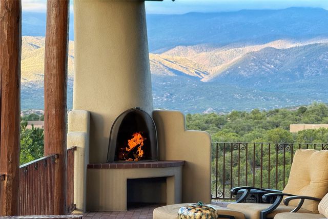 46 Polaris Road, Santa Fe, NM 87506
