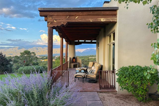 46 Polaris Road, Santa Fe, NM 87506