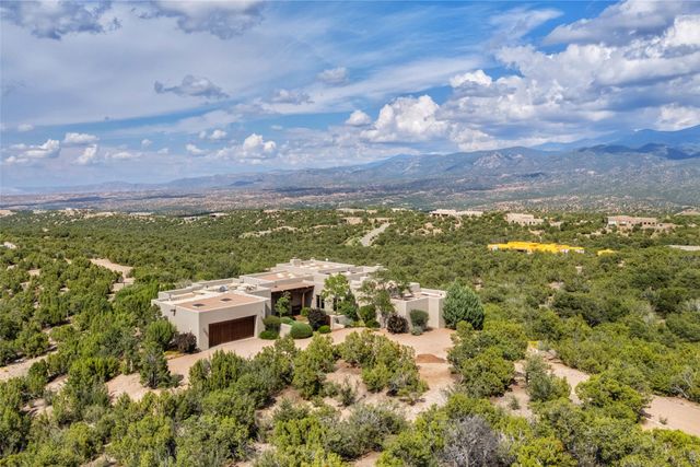 46 Polaris Road, Santa Fe, NM 87506