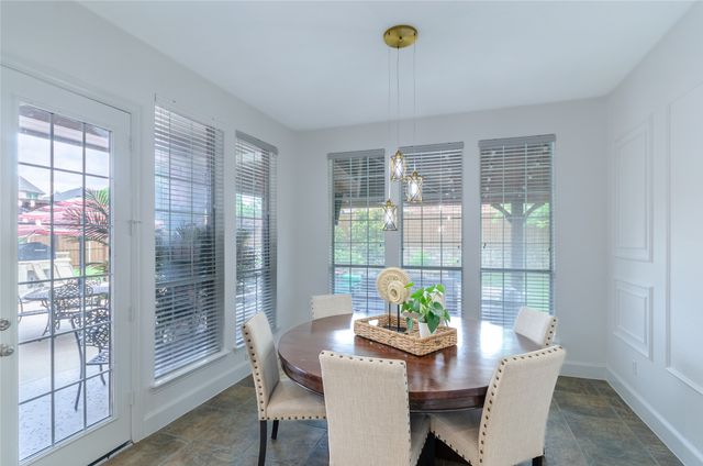 901 Woodcliff Drive, Mckinney, TX 75072