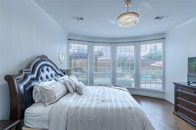 901 Woodcliff Drive, Mckinney, TX 75072