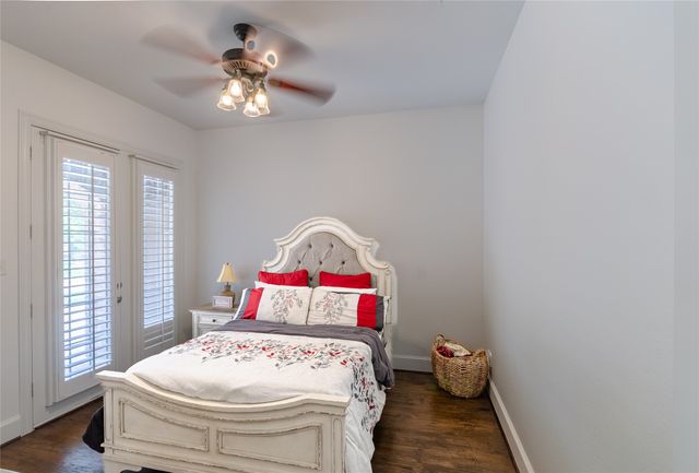 901 Woodcliff Drive, Mckinney, TX 75072