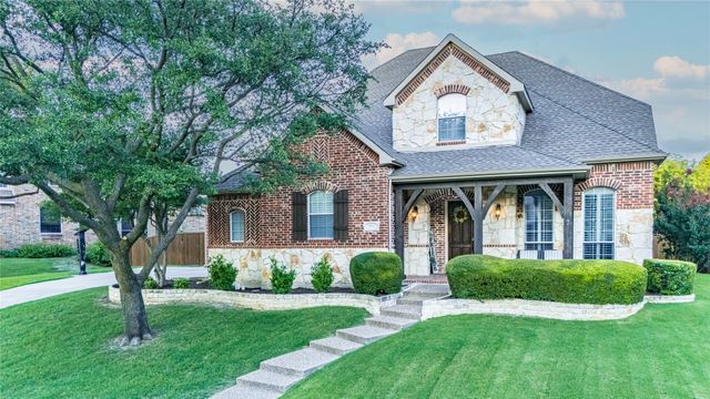 901 Woodcliff Drive, Mckinney, TX 75072