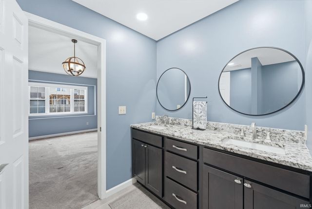 3501 W Wheatfield Lane, Muncie, IN 47304