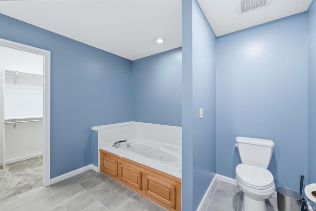 3501 W Wheatfield Lane, Muncie, IN 47304