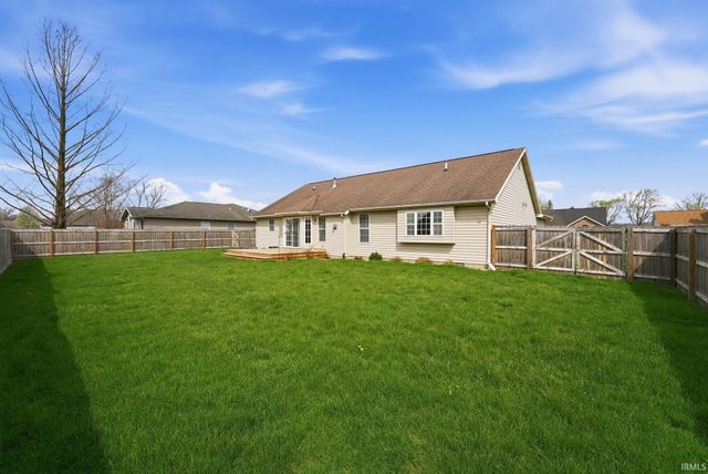 3501 W Wheatfield Lane, Muncie, IN 47304