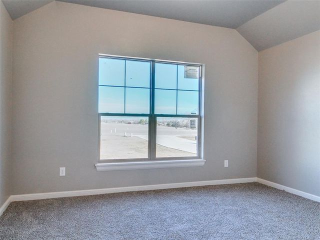 8681 Oak Tree Circle, Edmond, OK 73025