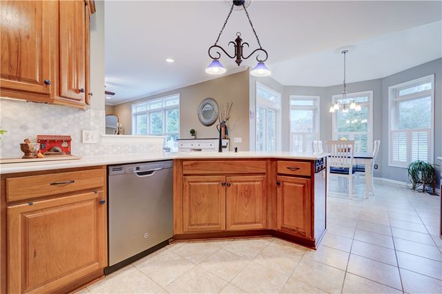 109 Whistlers Cove Lane, Greece, NY 14612