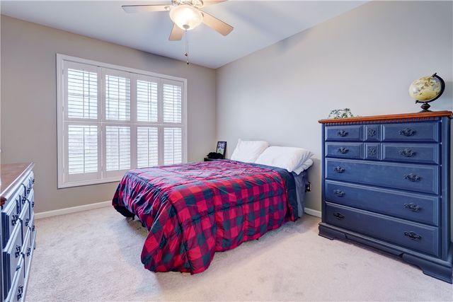 109 Whistlers Cove Lane, Greece, NY 14612