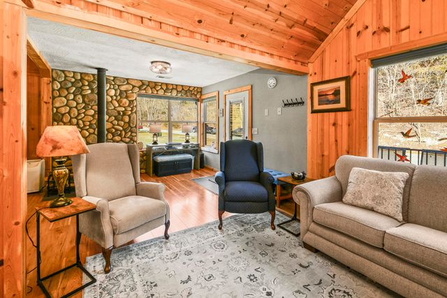 814 Peace In Valley Road, Blue Eye, MO 65611