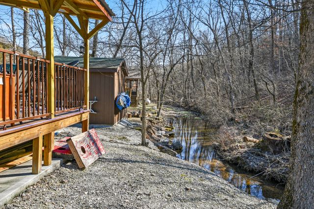 814 Peace In Valley Road, Blue Eye, MO 65611