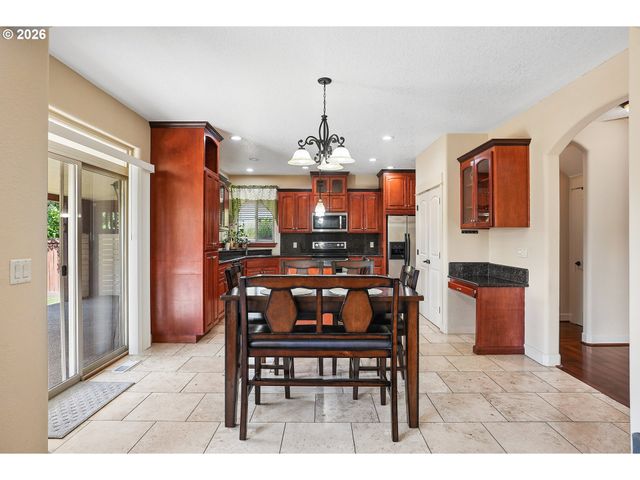 13845 Sw FAR VISTA Dr, Beaverton, OR 97005
