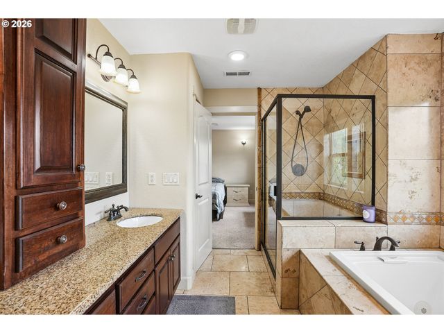 13845 Sw FAR VISTA Dr, Beaverton, OR 97005