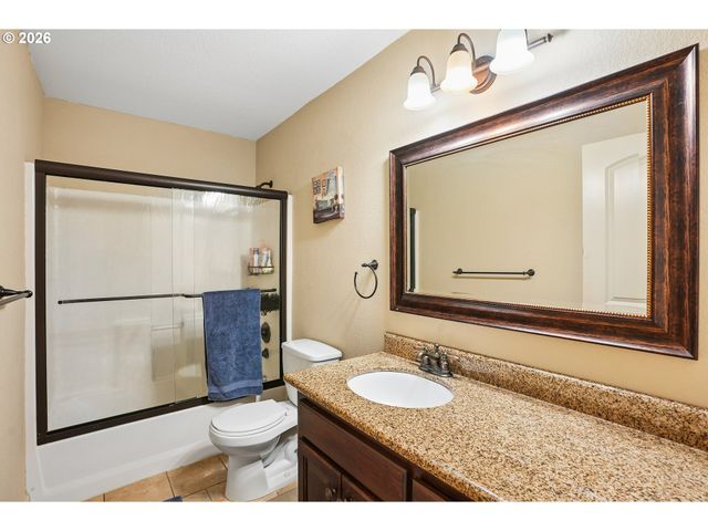 13845 Sw FAR VISTA Dr, Beaverton, OR 97005