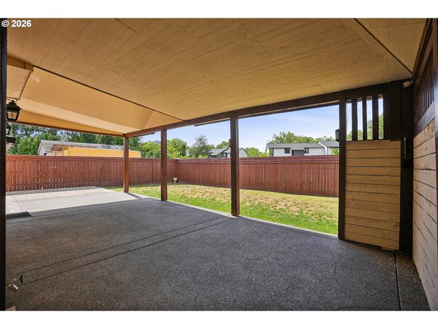 13845 Sw FAR VISTA Dr, Beaverton, OR 97005