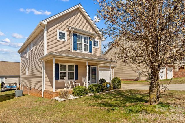 219 19th Avenue SE, Hickory, NC 28602