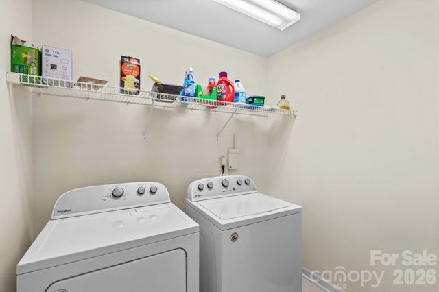 219 19th Avenue SE, Hickory, NC 28602