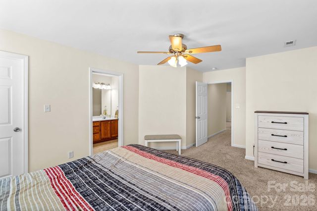 219 19th Avenue SE, Hickory, NC 28602