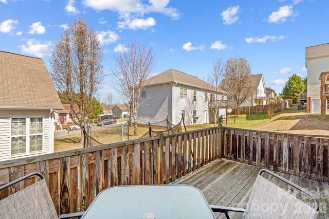 219 19th Avenue SE, Hickory, NC 28602