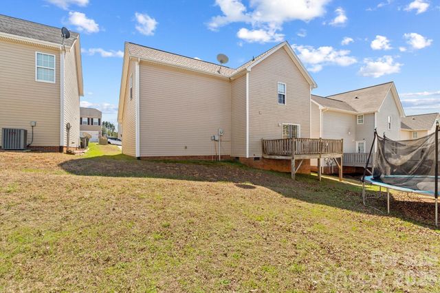 219 19th Avenue SE, Hickory, NC 28602