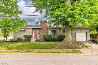 1925 Quayle Drive, Akron, OH 44312