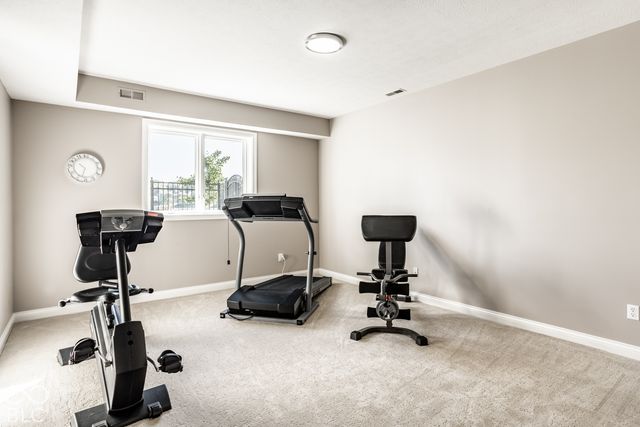 8079 Heyward Drive, Indianapolis, IN 46250