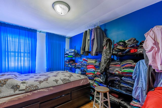 5940 N Milwaukee Avenue, Chicago, IL 60646