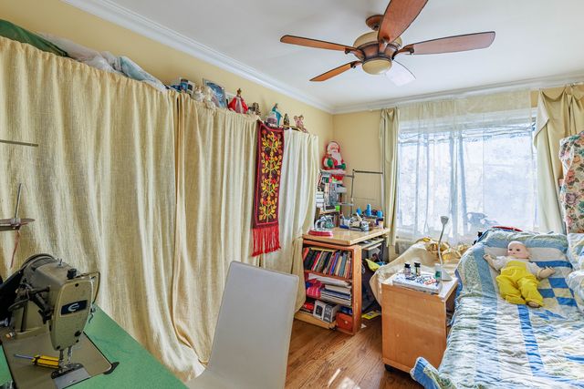 5940 N Milwaukee Avenue, Chicago, IL 60646