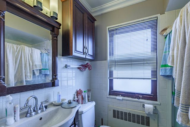 5940 N Milwaukee Avenue, Chicago, IL 60646