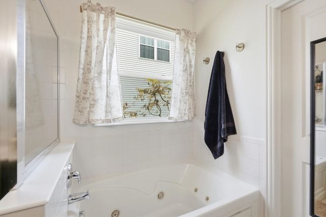 5922 Bucksburn Drive, Galloway, OH 43119