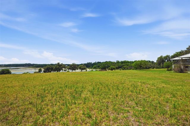 18610 TOWNSEND HOUSE ROAD, Dade City, FL 33523