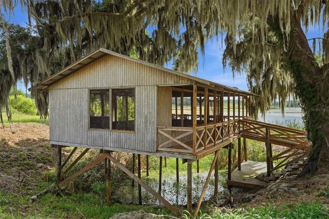 18610 TOWNSEND HOUSE ROAD, Dade City, FL 33523