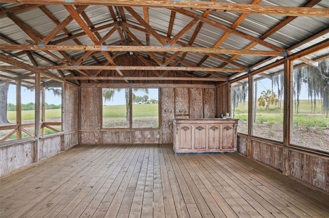 18610 TOWNSEND HOUSE ROAD, Dade City, FL 33523