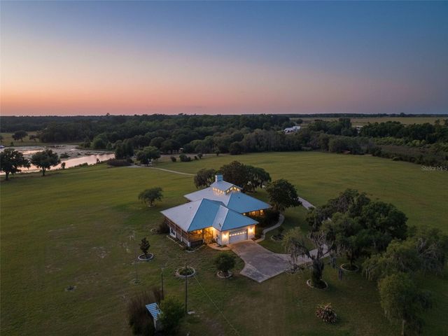 18610 TOWNSEND HOUSE ROAD, Dade City, FL 33523