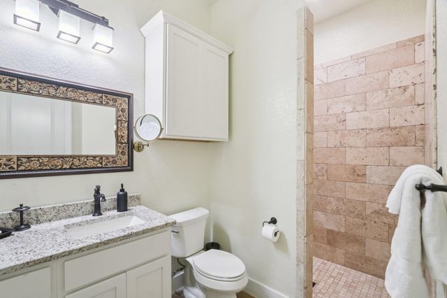 1194 Vaquero WAY, Wimberley, TX 78676